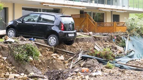 Heftige Unwetter verwüsten Gebiete in Schweiz und Norditalien