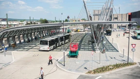 Pendlerparkplätze und Fahrradboxen