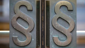 Latham holt vier Partner von Freshfields