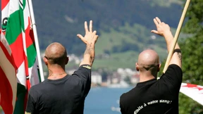Schweizer dürfen Hitlergruß zeigen