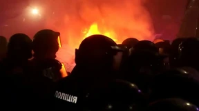 Steinwürfe gegen China-Hemkehrer