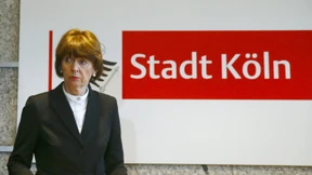 Reker sieht keine Hinweise auf Flüchtlinge als Täter