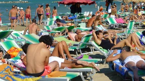 Karaoke bei Nacht für kleine Kinder