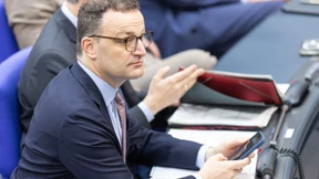 Interne Masken-Ermittlung belastet Jens Spahn