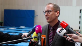 Zahl der Neuinfektionen steigt abermals einstellig