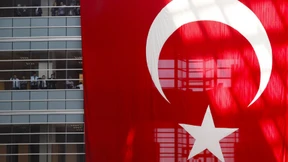 Regierung sagt Linksextremisten den Kampf an