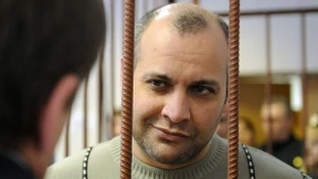 Russland dekoriert Mörder und quält Kriegsgegner