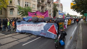 Einheitsfeier mit Kaffeetafel, Ländermeile und Pöbeleien