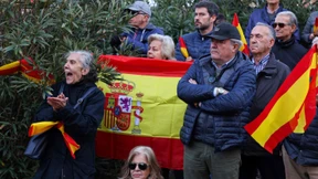 Zwei neue Regierungen mit Vox