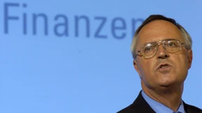 Eichel muss vorerst mit der Ministerpension leben