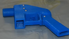 Festnahme wegen Besitzes von Waffen aus 3D-Drucker