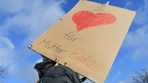 „Fridays for Future“ will Verkehr in Frankfurt blockieren