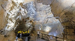 Teuflisches in der Steinauer Höhle