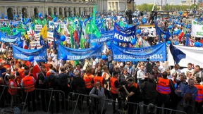 Tausende Polen protestieren gegen Regierung