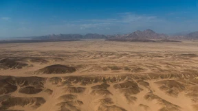 Eine Megastadt im Wüstensand