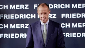 Merz distanziert sich von Merkel