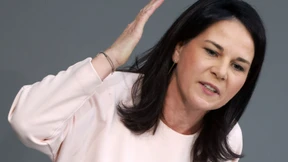 Hitzige Debatte im Bundestag zur Begrenzung der Migration