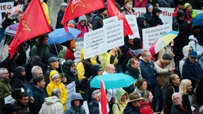 Nun sagt auch noch die AfD-Spitze ab