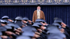 Mit roher Gewalt festigte Khamenei seine Macht