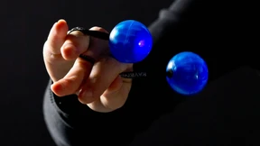 Blinkende Kugeln tanzen lassen