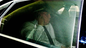 Hoeneß bleibt vorerst im Amt 