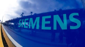 Bilderbuchstart für Roland Busch