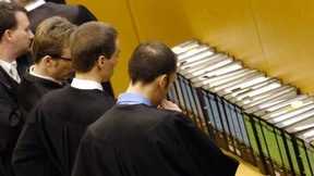 Die Anwälte bekommen nun viel zu tun