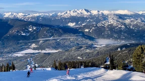 Die schneebedeckten Berge rufen: Worauf wartest du?