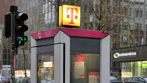 Das Handy verdrängt Zelle und Säule