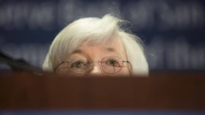 Eine Taube versucht die Wende