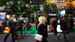 Private Sicherheitskräfte pöbeln bei Israel-Stand