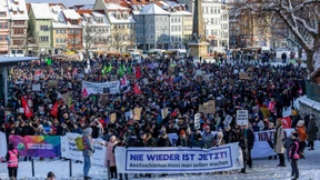 Kein Ersatz für Politik