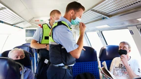 Bundespolizei ermahnt täglich mehr als 3000 Reisende ohne Maske