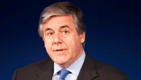 Josef Ackermann ruft das Verfassungsgericht an