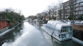 Ein Büroschiff wird kommen