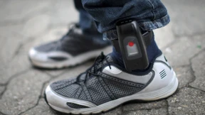 Mit elektronischer Fußfessel auf Einbruchstour