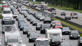 Autobahn 4 nach Lastwagen-Unfall gesperrt