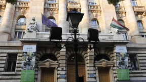 „Stellen den Markt für Unternehmensanleihen wieder her“