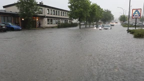 Gewitter und Unwetter halten Deutschland weiter im Griff