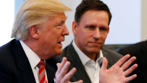 Peter Thiels Zauberkugel hilft Donald Trump