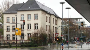 Streit um leerstehendes Schulgebäude