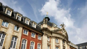 Wilhelm II. muss weg – aber Westfalen?