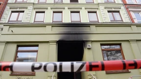 Angezündeter Kinderwagen als möglicher Brandherd