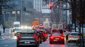 Frankfurter halten dem Auto die Treue