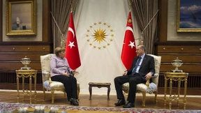 Merkel warnt vor Bespitzelung von Gülen-Anhängern in Deutschland