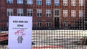 Es will uns nichts lehren