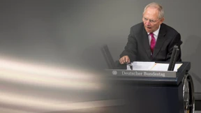 Schäuble will Spanien Zeit für Reformen kaufen