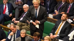 Sie genießen das Theater