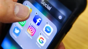 Fast jeder zweite deutsche Social-Media-Nutzer denkt über Abmeldung nach
