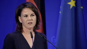 Baerbock stellt weitere EU-Sanktionen in Aussicht